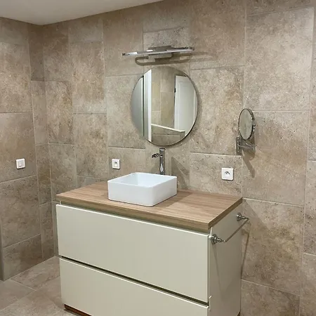펜션 De Charme Le Cabanon